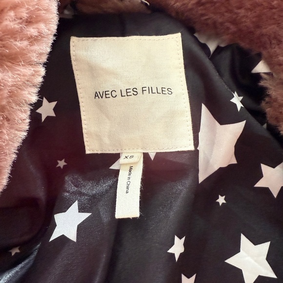 Avec Les Filles Oversized Collar Faux Fur Midi Coat in a rose/blush pink color. - Picture 4 of 5